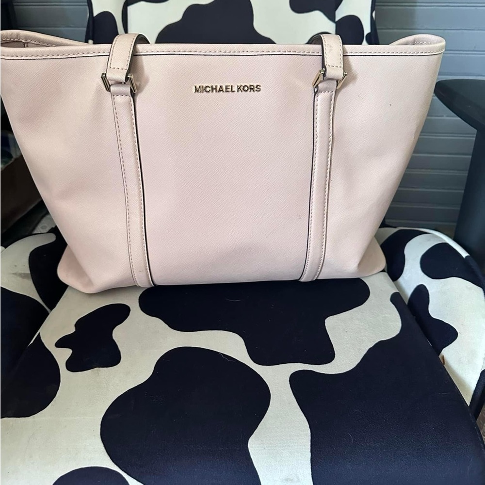 MK TOTE